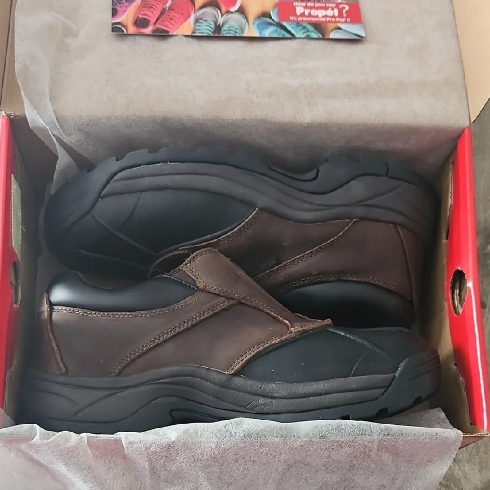 Propet Men's Black and Brown Waterproof Boots